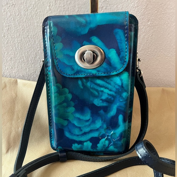 Patricia Nash Felicita Leather Phone Crossbody Deep Blue Sea - Picture 1 of 8